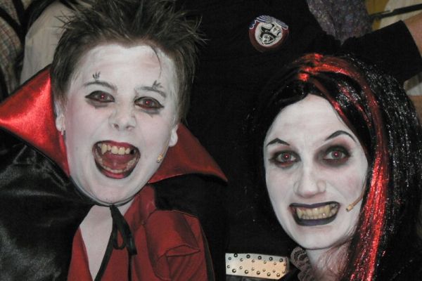 vampire_waren_auch_nur_menschen_2009_34_20160607_195058584196F42B27-6078-2B8B-1A8B-284D66732E14.jpg
